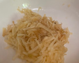 Foto del paso 1 de la receta: Panqueque de manzana (2 panqueques)