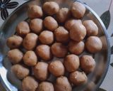 A picture of step 3 of Mava ladoo.