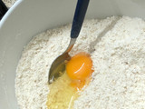 Crumble de avena, manzana y pera