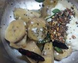 A picture of step 3 of Green plantain ka bharta.