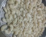 A picture of step 2 of Masala Macaroni.