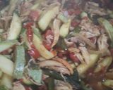A picture of step 5 of Chicken and Poblano Peppers with Zucchini (My Style 'Alambre').