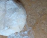 A picture of step 7 of Garlic naan on tawa.