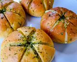 Foto langkah ke 5 dari resep Korean Garlic Cheese Bread.