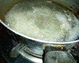 A picture of step 3 of Besan suji burfi.