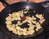 Une image de l'étape 7 de Bœuf sauté ail, oignon et herbes aromatiques du jardin.
