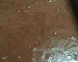 Foto langkah ke 4 dari resep Cadbury Hot Choco Cake.