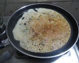 A picture of step 3 of Rava dosa.