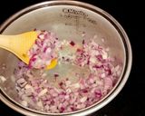 A picture of step 5 of Sayadiyah Rice.