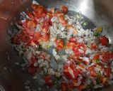 A picture of step 3 of Onion and tomatoes paratha.
