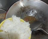 Foto langkah ke 3 dari resep Nasi goreng kampung.