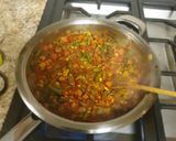 A picture of step 4 of Tin fish and bow pasta.