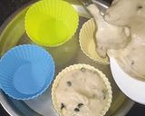 A picture of step 4 of Choco chips banana muffins.