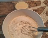 Foto del paso 3 de la receta: Bizcochuelo de leche condensada y lima