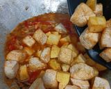Foto langkah ke 5 dari resep Tahu Kentang Asam Manis Pedas.