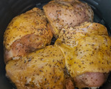 Foto del paso 3 de la receta: Muslos a las hierbas