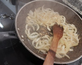 Foto del paso 4 de la receta: Rape en salsa de gambones