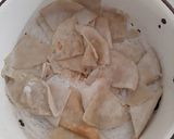 Foto del paso 2 de la receta: Chilaquiles rojos
