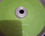 Foto langkah ke 6 dari resep Bolu pandan panggang.