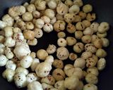 A picture of step 1 of "Shahi Makhana kheer".