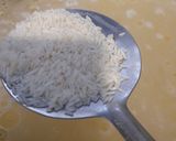 A picture of step 3 of Basic boil rice.