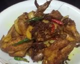 Foto langkah ke 5 dari resep Ayam goreng kunyit saos tiram.