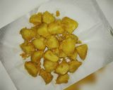 A picture of step 6 of Viazi karai.