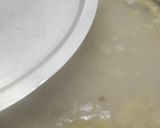 Gambar langkah 9 resipi Kuah Bakso.