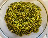 A picture of step 1 of Chhuta mung beans.
