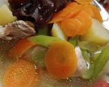 Foto langkah ke 4 dari resep Sop sayur ayam jamur.