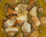 Foto del paso 5 de la receta: Huevo roto en escabeche ligero de setas