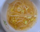 Hình bước làm 2 của món Canh rau giá Hàn Quốc
