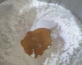 A picture of step 2 of Mathri.
