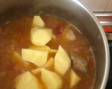 Foto del paso 9 de la receta: Costillejas con patatas y albóndigas