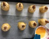 Hình bước làm 3 của món Walnut Moon Cakes (Bánh trung thu hạt óc chó)