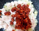 A picture of step 3 of My Chicken & Chorizo Mix Conchiglie 💖.
