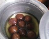 A picture of step 2 of Gulab jamun.