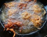 A picture of step 2 of Bhajiya kanda bhaji.