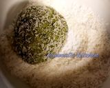 A picture of step 4 of Paan coconut laddo.