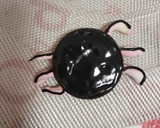 Foto del paso 2 de la receta: Galletitas Halloween: arañas glaseadas 🕷️🕸️😲