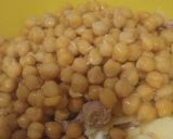 Foto del paso 3 de la receta: 🥗Ensalada de garbanzos, requesón y atún 🧀