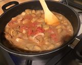 Une image de l'étape 5 de Nouilles japonaises aux tomates, harengs, shiitakes et aubergine blanche.