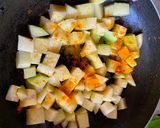 গোটা লোটে ঝাল (gota lote jhaal recipe in Bengali) রেসিপির ধাপ 2 ছবি