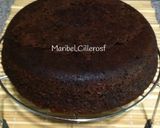 Foto del paso 8 de la receta: Bizcocho de chocolate y remolacha, cubierto de ganache de chocolate negro y frambuesas (En microondas)