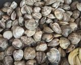 Foto del passaggio 1 della ricetta Gnocchetti alle vongole con pesto di rucola