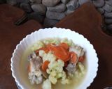Foto langkah ke 3 dari resep Sop Kembang Kol Ayam.