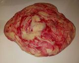 A picture of step 2 of Marble donut.
