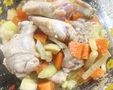 Tejfölös karalábéleves csirkeszárnnyal🍲 recept fázis 2 fotója