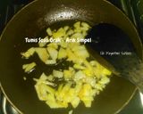 Foto langkah ke 2 dari resep Tumis Sosis Orak - Arik Simpel #SelasaBisa.