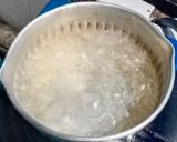 Foto langkah ke 1 dari resep # 54 : Tofu Seaweed Miso Soup.